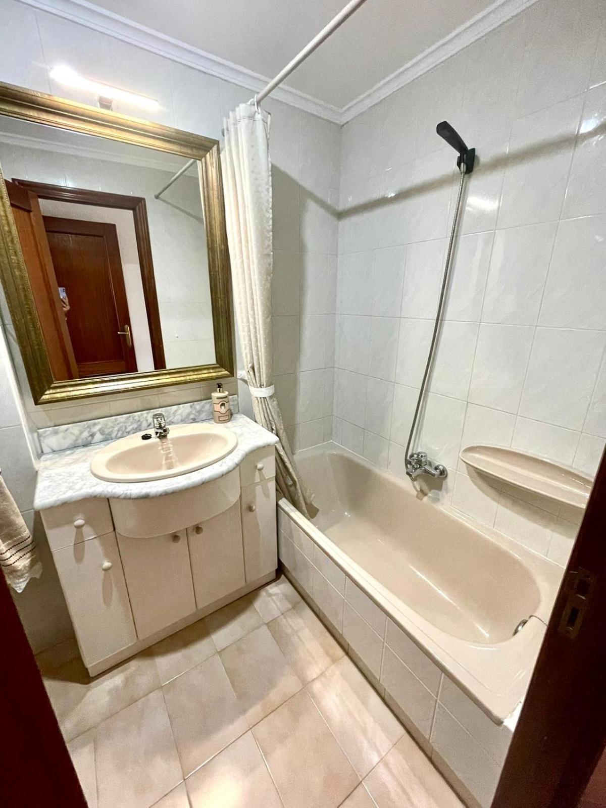 El Piso De Sabina Apartment ซานตานเดร์ ภายนอก รูปภาพ